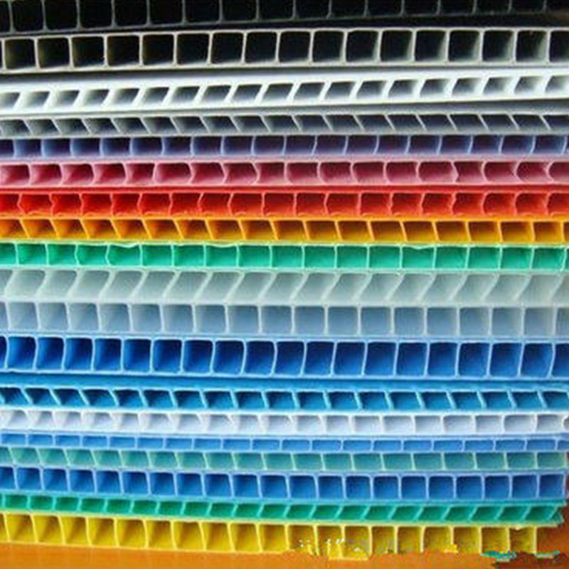 Carton ondulat tubular din PP, antistatic, rezistent