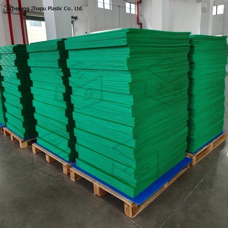 Carton din plastic ondulat rezistent la socuri pentru ambalarea pieselor auto
